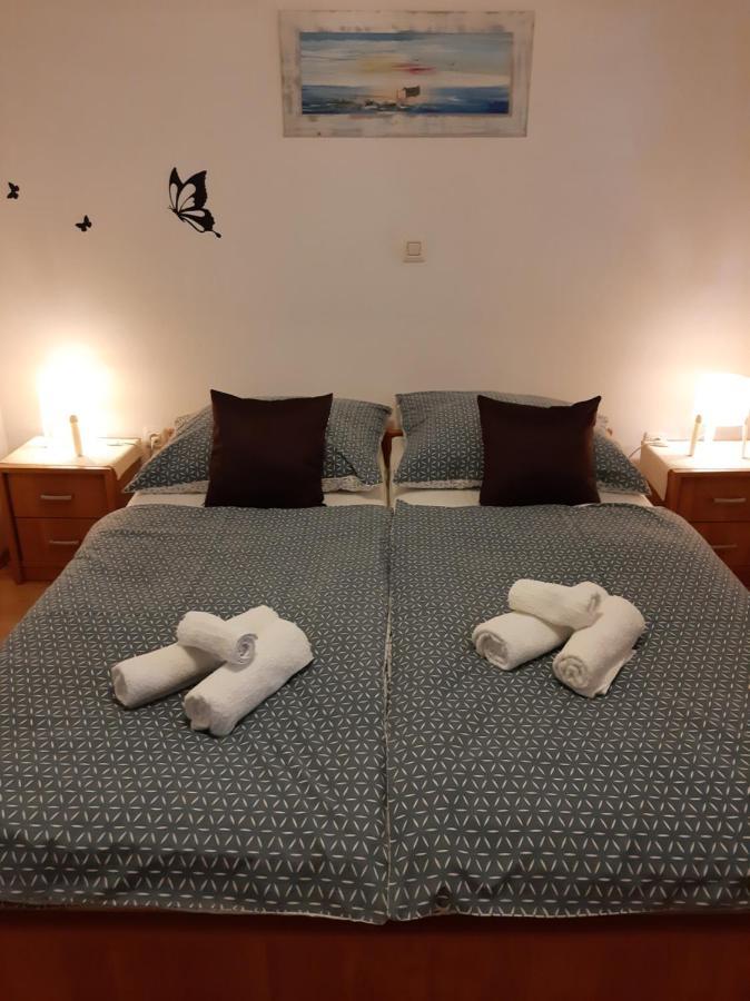 Apartman Olga 우마그 외부 사진